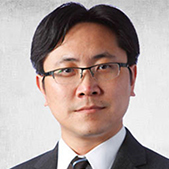 王坚波